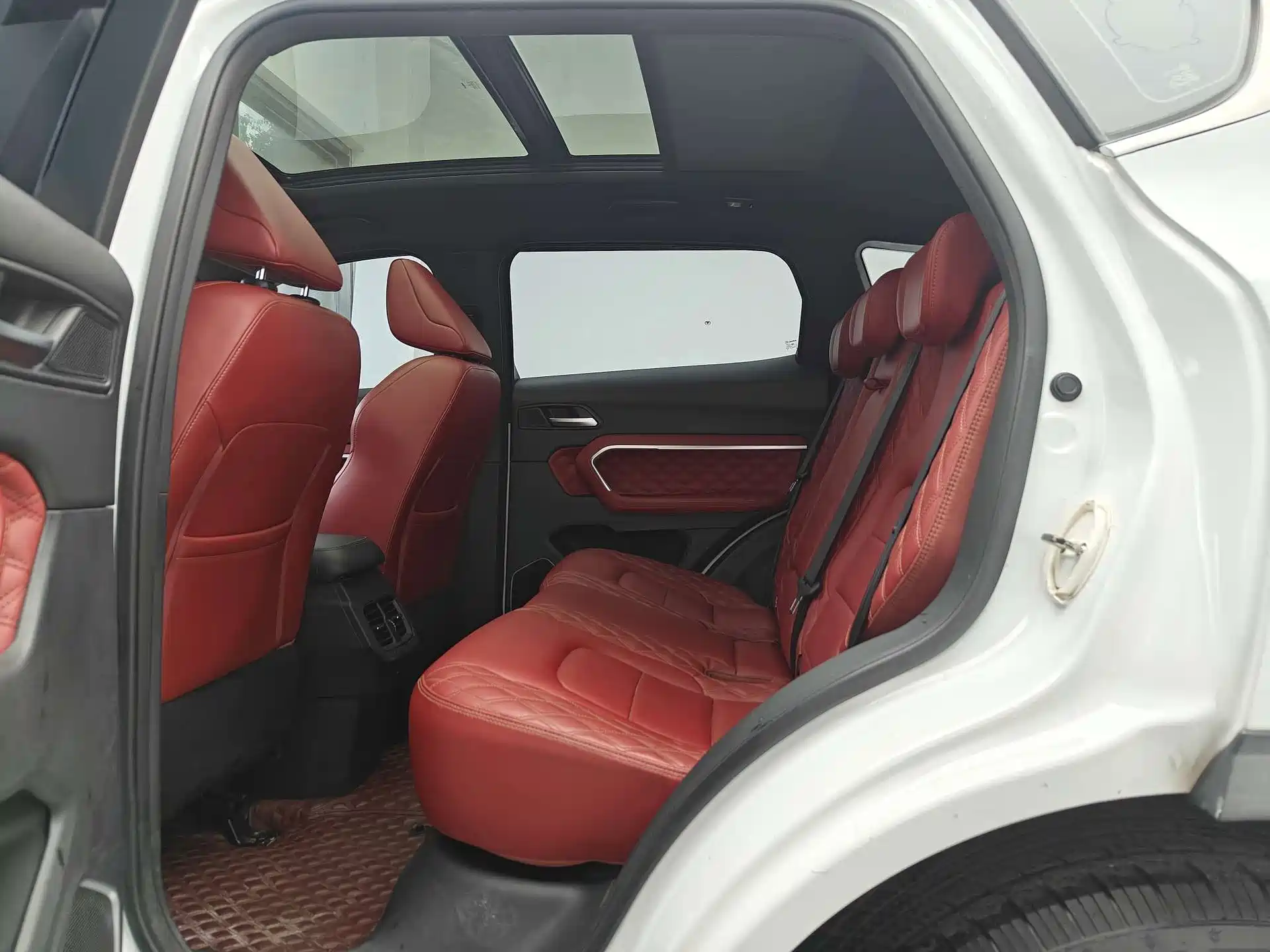 Фото 11 - Haval H6