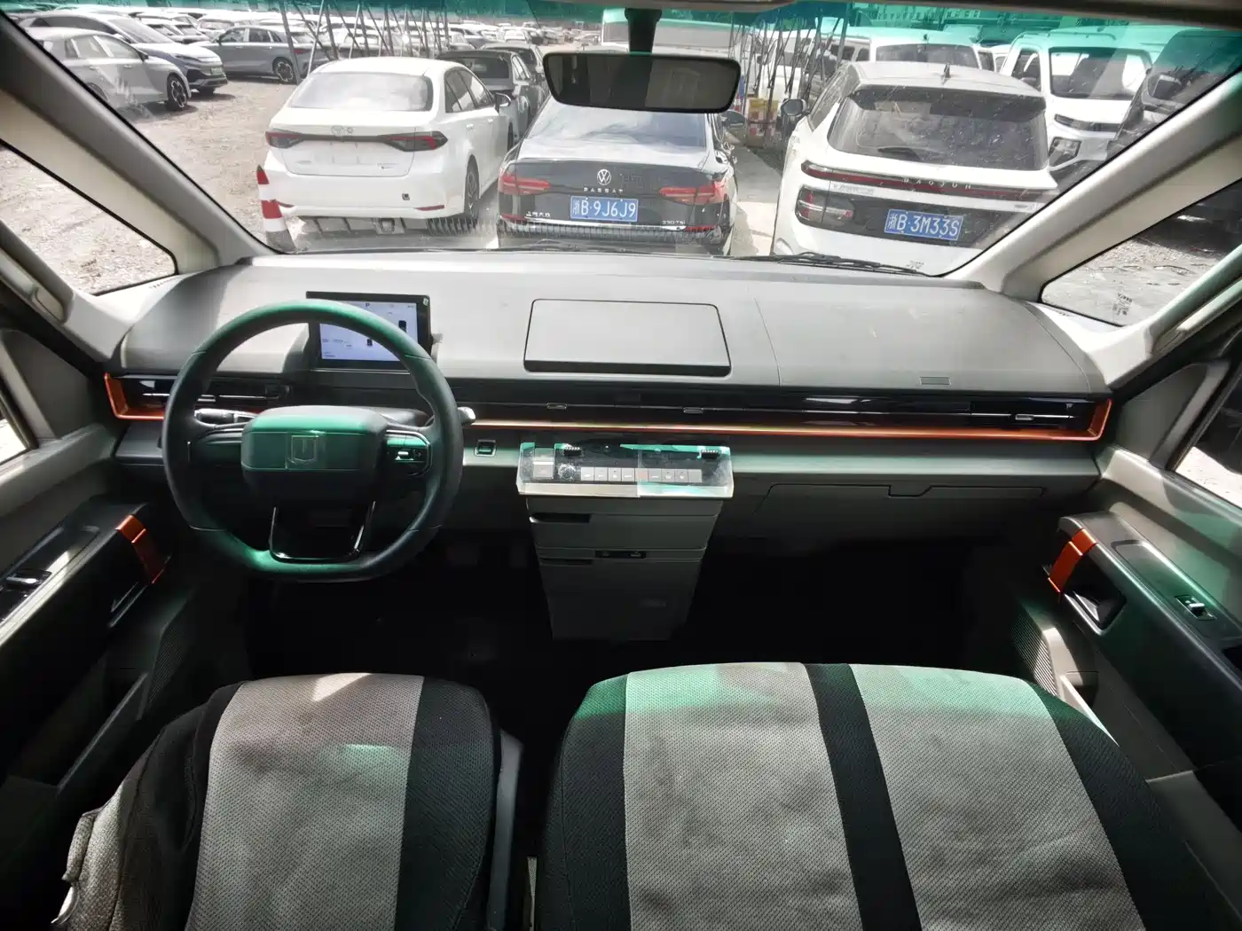 Yuan Cheng Farizon Super VAN 2025 2025 Smart Wealth Edition Short Wheelbase Medium Roof 68kWh Smart Core