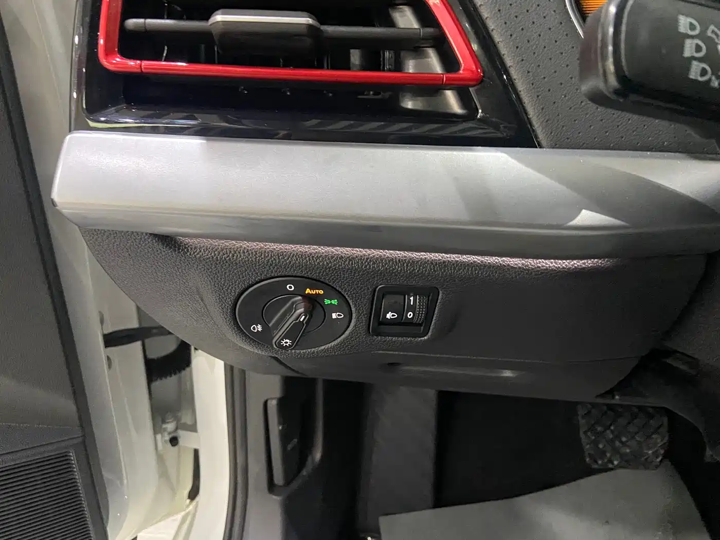 Volkswagen Lavida 2023 280TSI DSG Starlight Comfort Edition фото 19