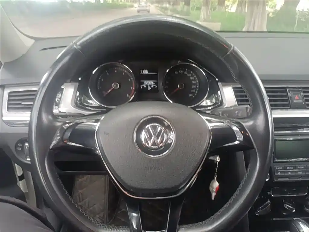 Volkswagen Bora 2016 Model 1.6L Automatic Comfort фото 11