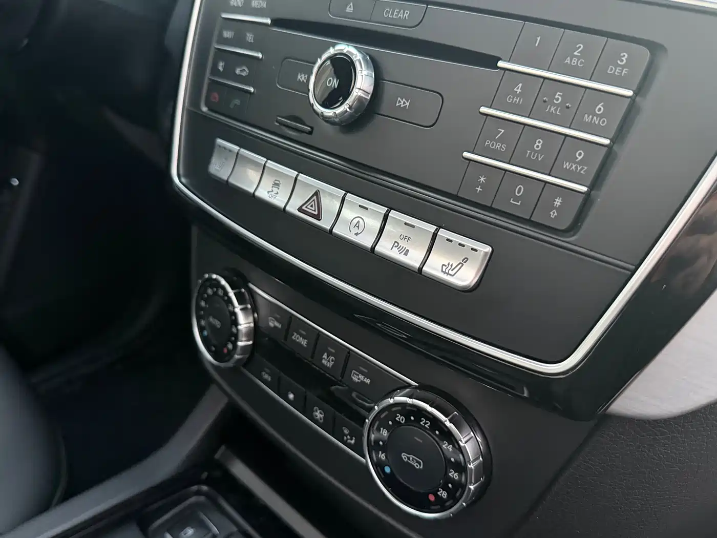 Mercedes-Benz GLE Coupe 2015 GLE 320 4MATIC Coupe SUV фото 10