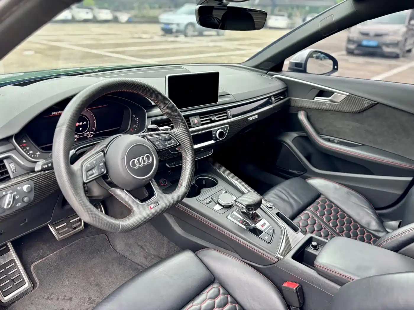 Audi RS 4 2019 RS 4 2.9T Avant фото 3