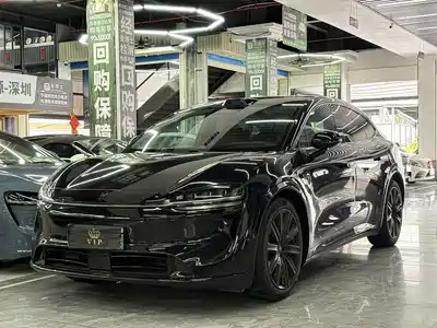 Luxeed R7