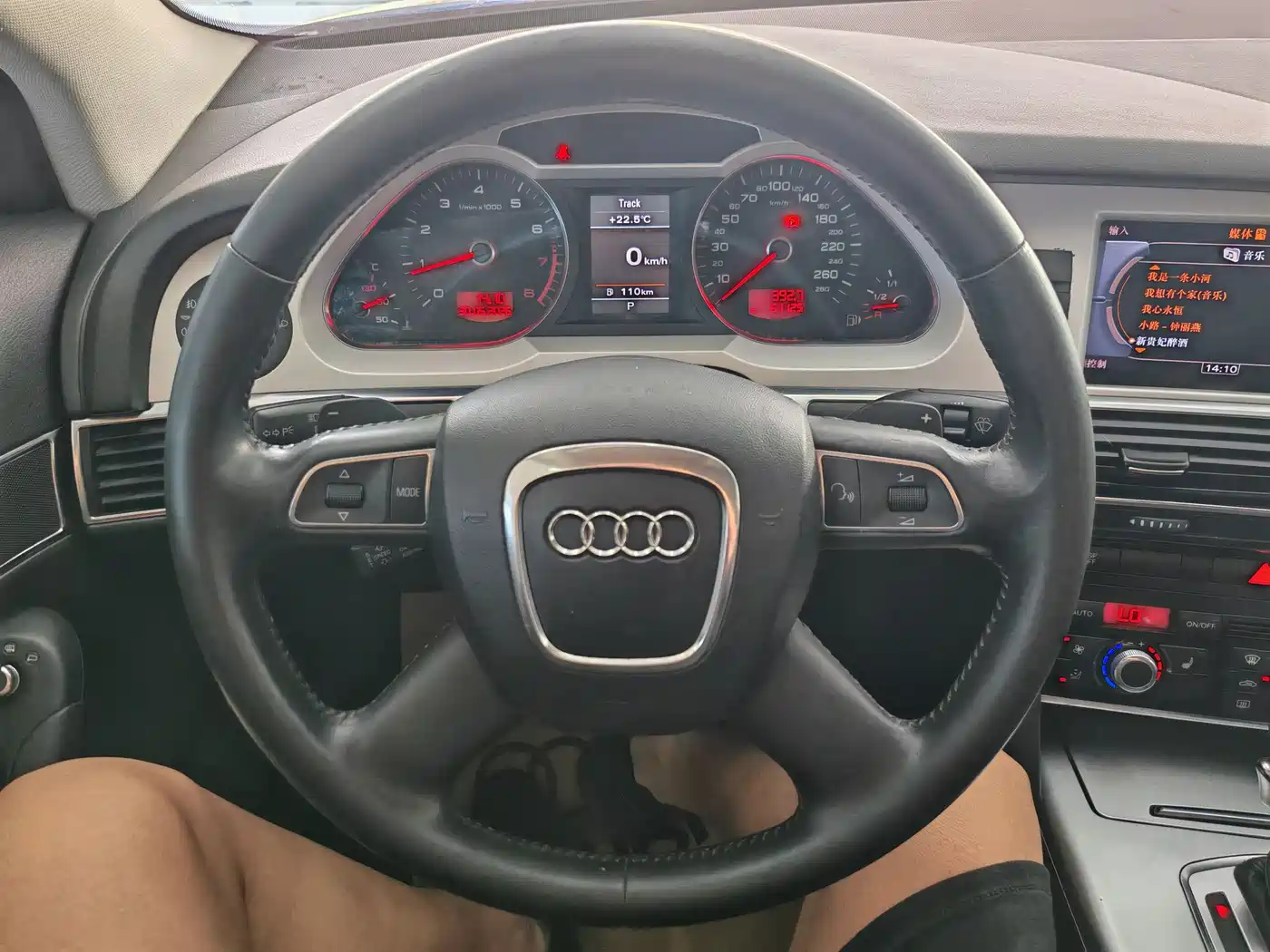 Audi A6L 2011 2.0 TFSI Automatic Comfort фото 9