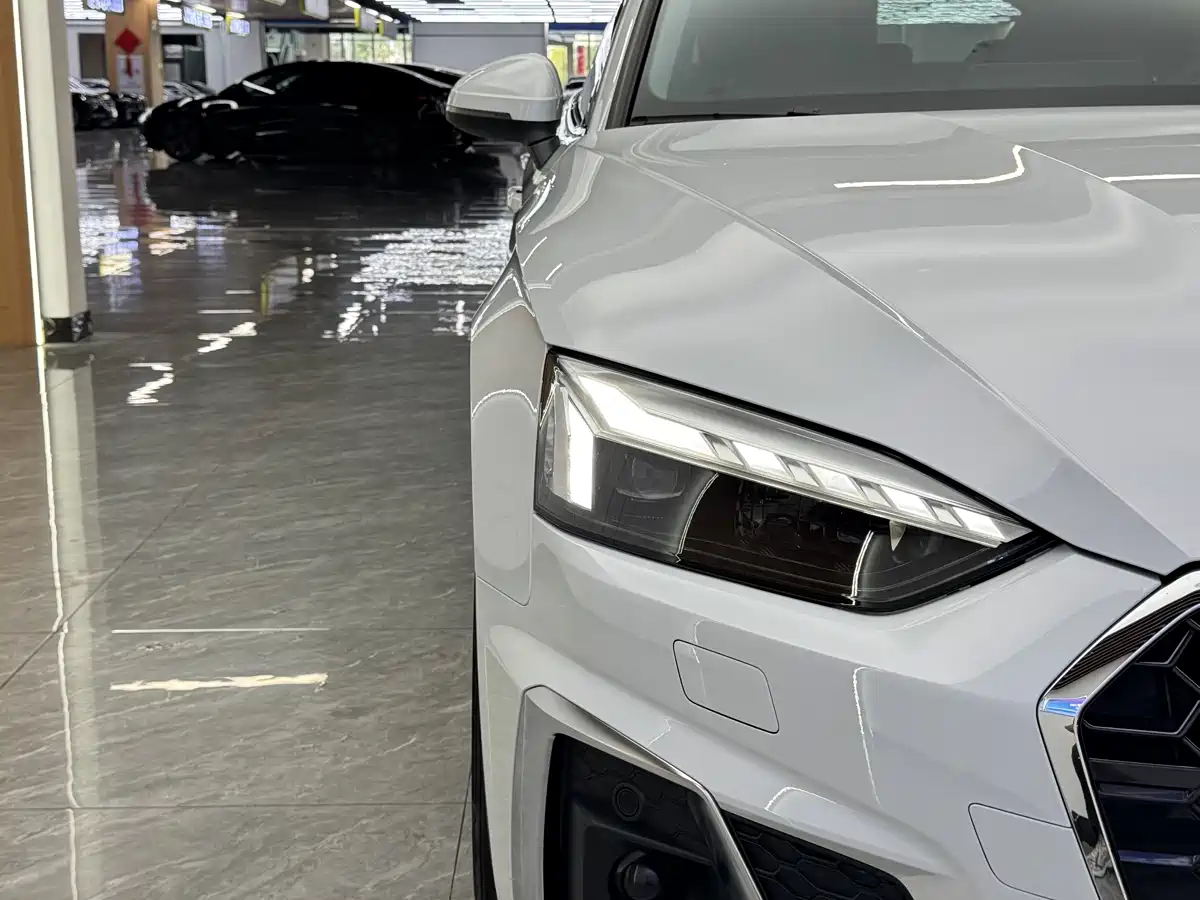 Audi A5 (Import) 2023 Sportback 40 TFSI Fashion Dynamic фото 8