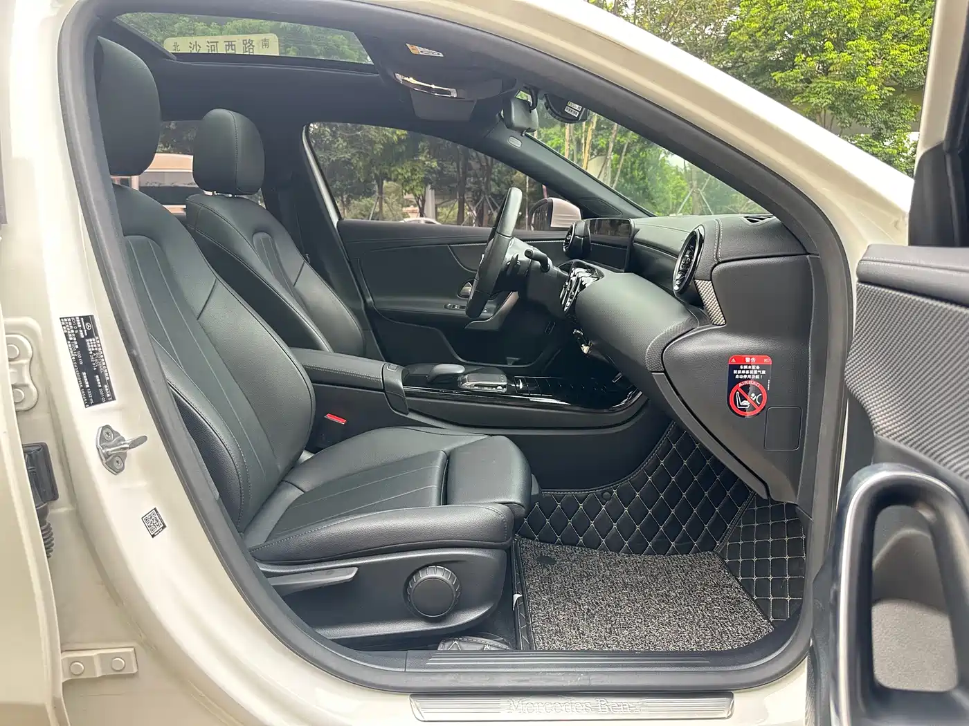 Mercedes-Benz A-Class 2022 A 180 L фото 12