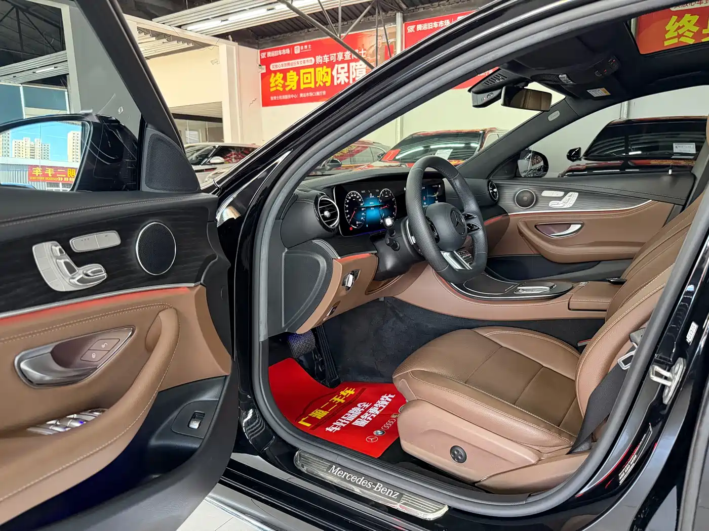 Mercedes-Benz E-Class 2023 E 300 L Sport Fashion фото 7