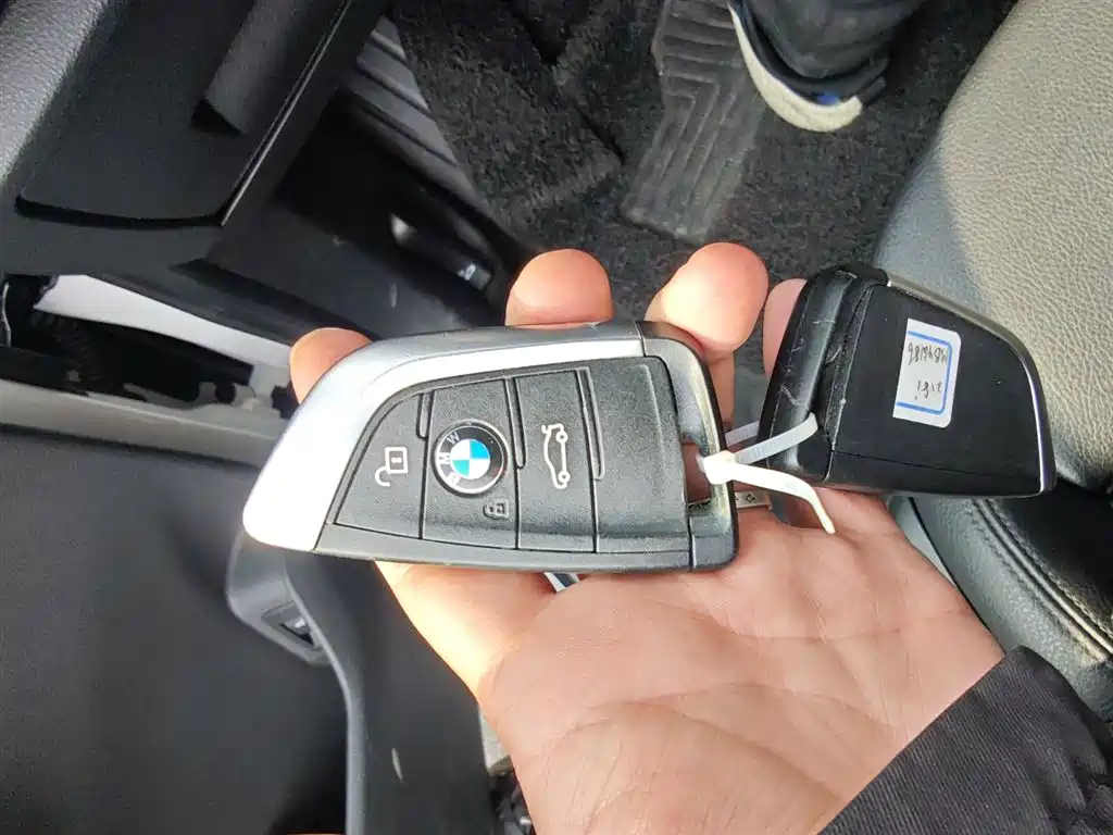 BMW 2 Series Touring 2018 218i M Sport Package фото 9
