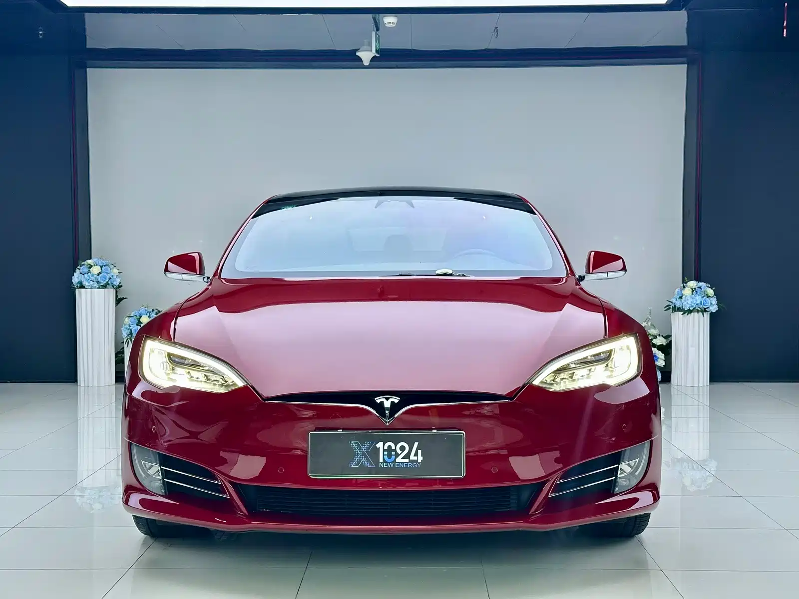 Фото 2 - Tesla Model S