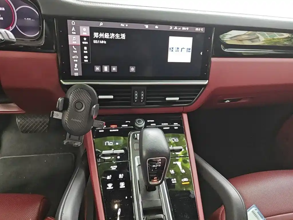Porsche Cayenne 2019 Cayenne 3.0T фото 6