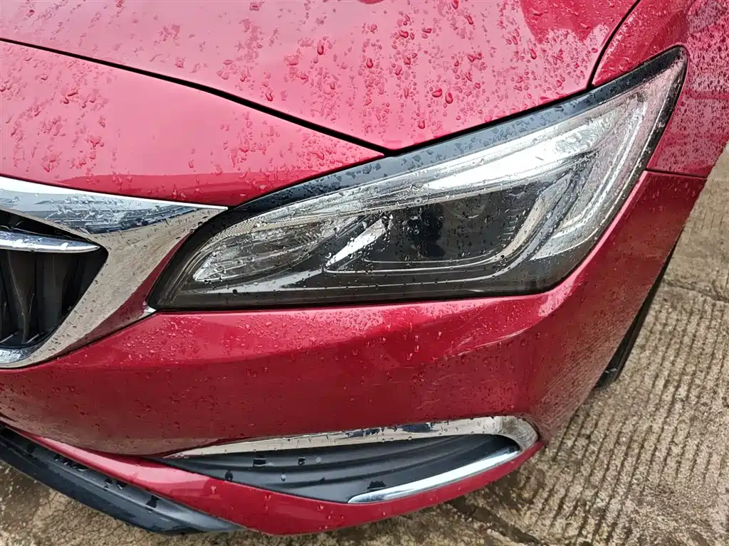 Buick Verano 2019 Sedan 20T Dual Clutch Leading фото 24