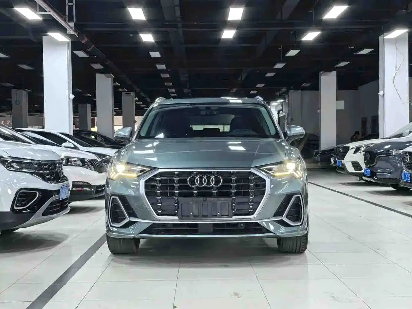 Audi Q3 2022 35 TFSI Fashion Elegance фото 2