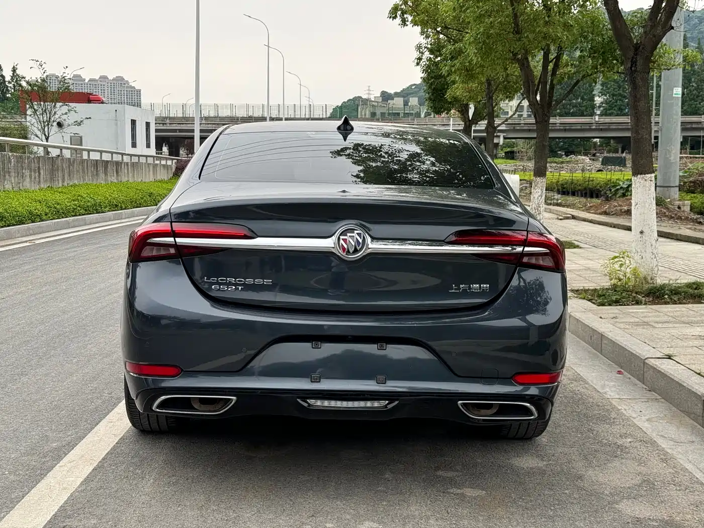 Buick LaCrosse 2021 652T Luxury Edition фото 6