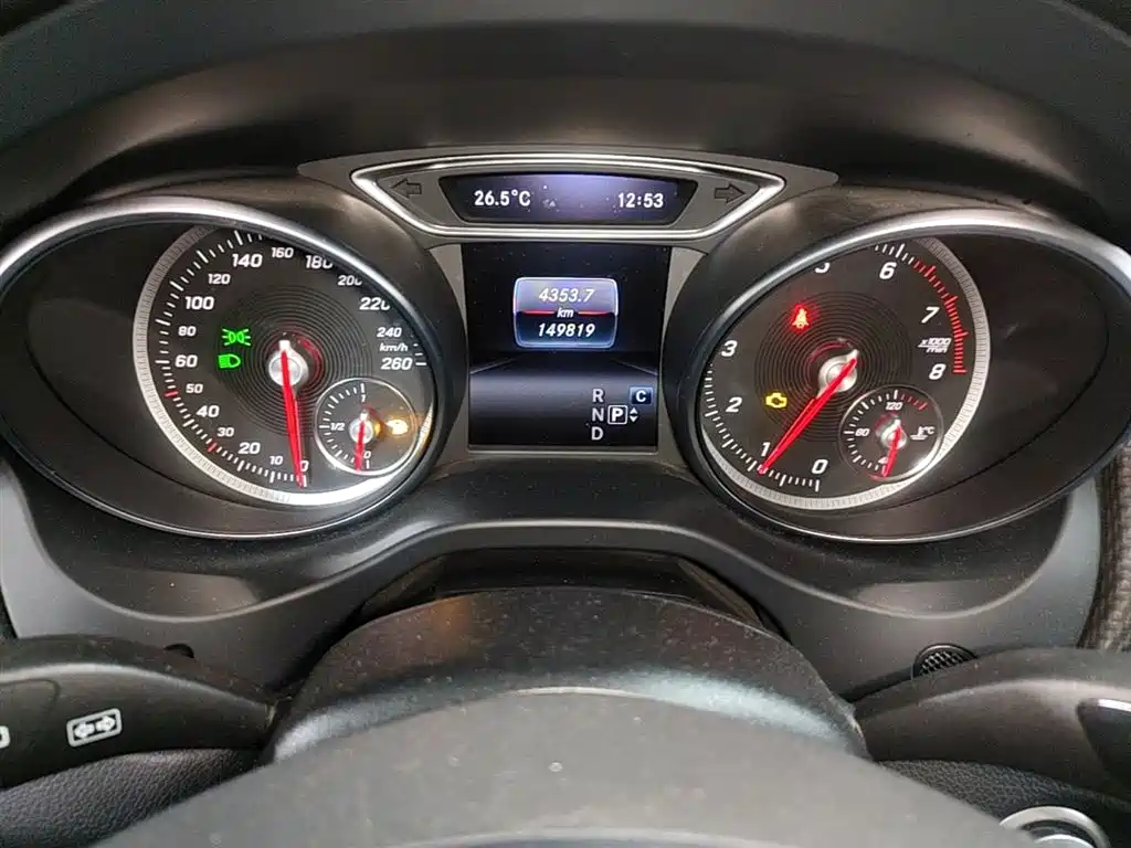Mercedes-Benz GLA 2019 GLA 200 Dynamic фото 12