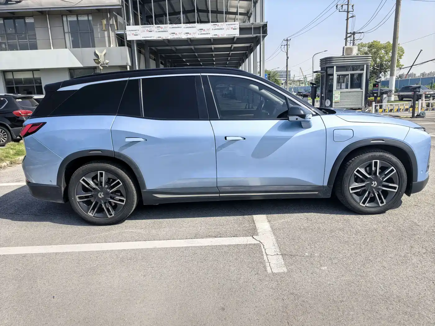 NIO ES8 2019 2018 Founder Edition