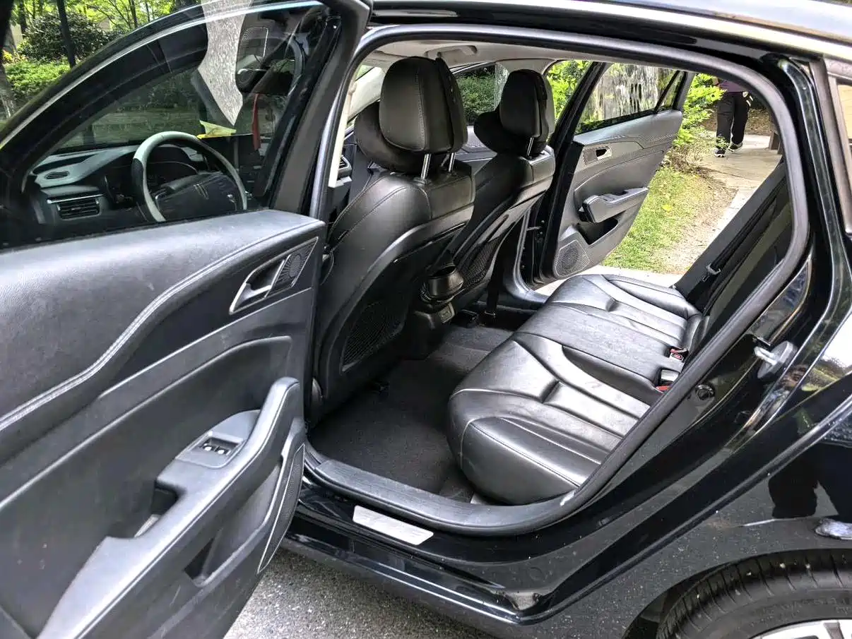 Hongqi H5 2019 30TD Style Edition фото 6