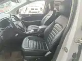 Фото 15 - Ford Edge