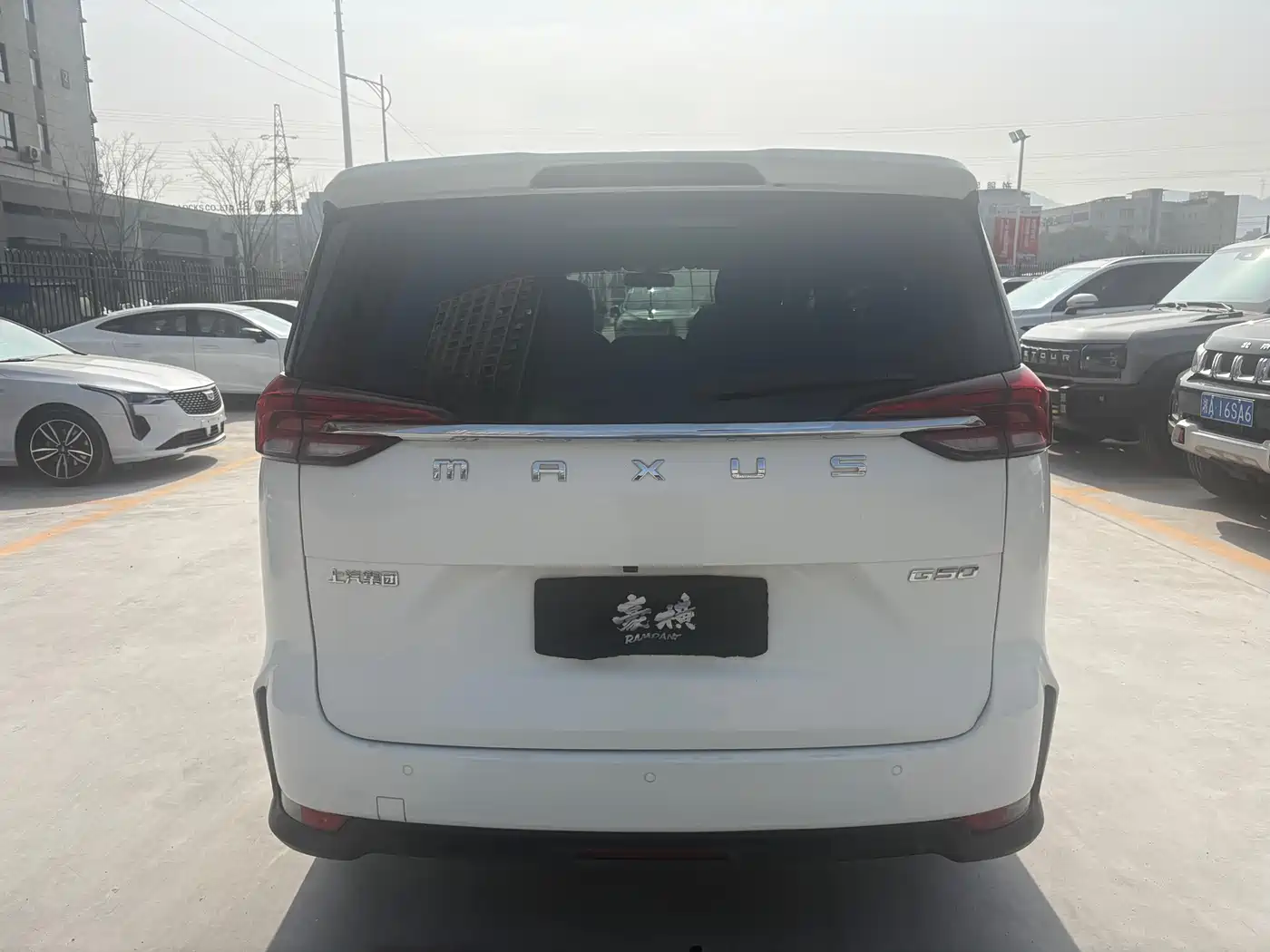 SAIC Maxus Maxus G50 2019 1.5T Automatic Luxury Edition China V фото 7
