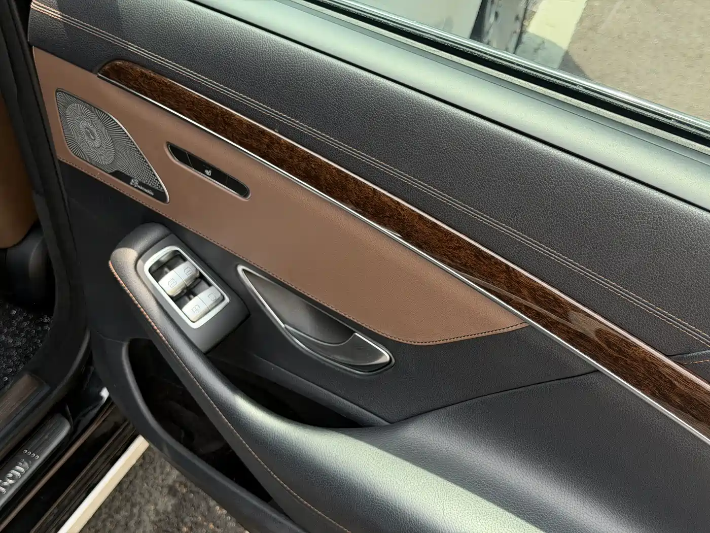 Mercedes-Benz S-Class 2016 S 320 L Luxury фото 20
