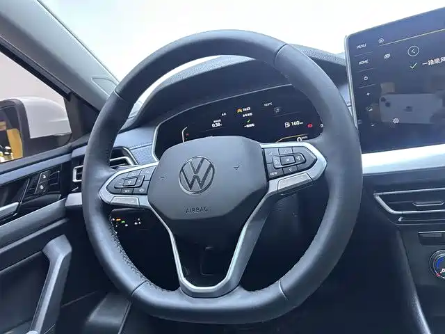 Volkswagen Lavida 2024 Model 1.5L Automatic Starlight 5 Million Edition фото 11