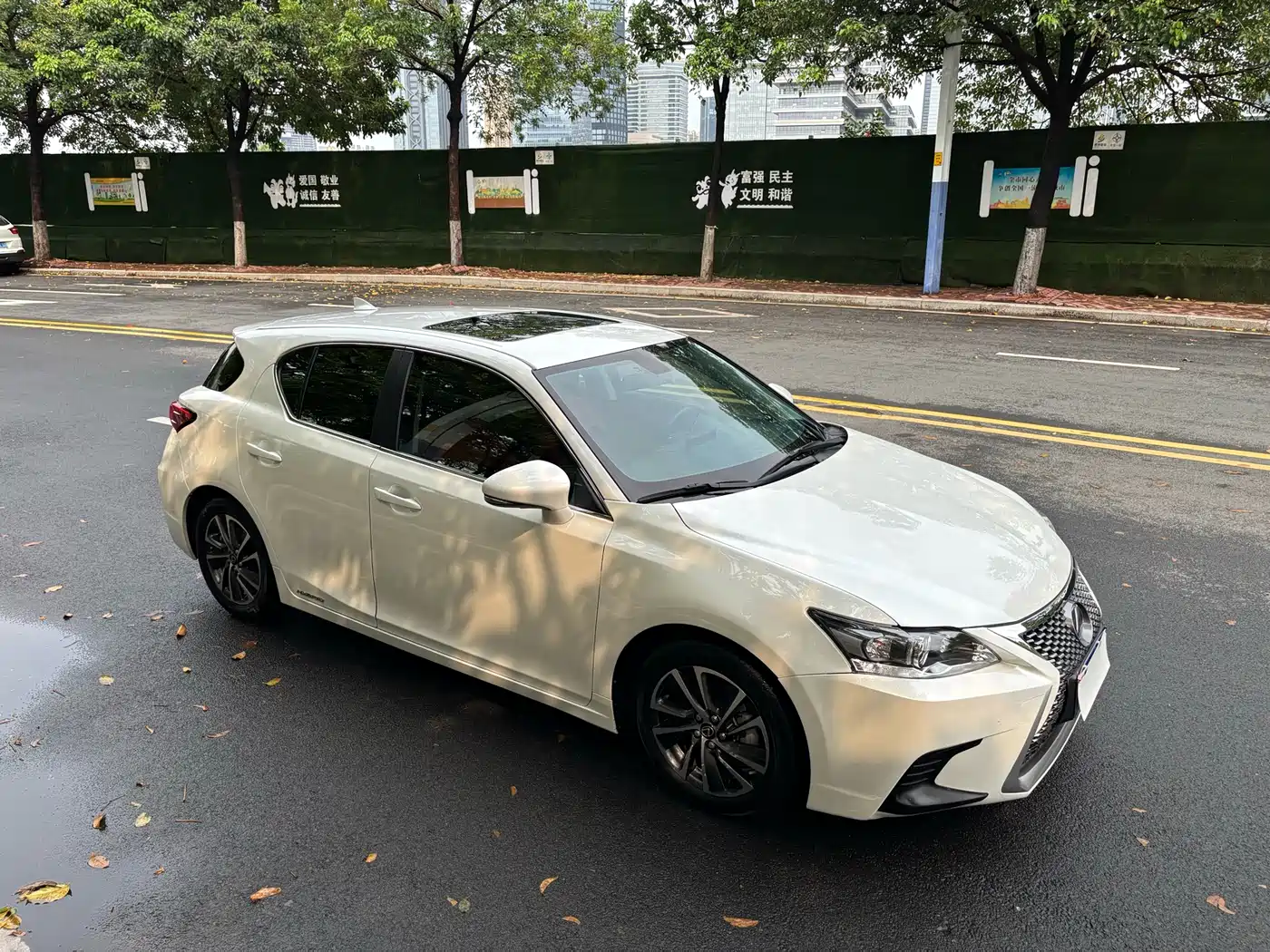 Lexus CT 2017 CT200h Comfort (Single Color, China V) фото 27