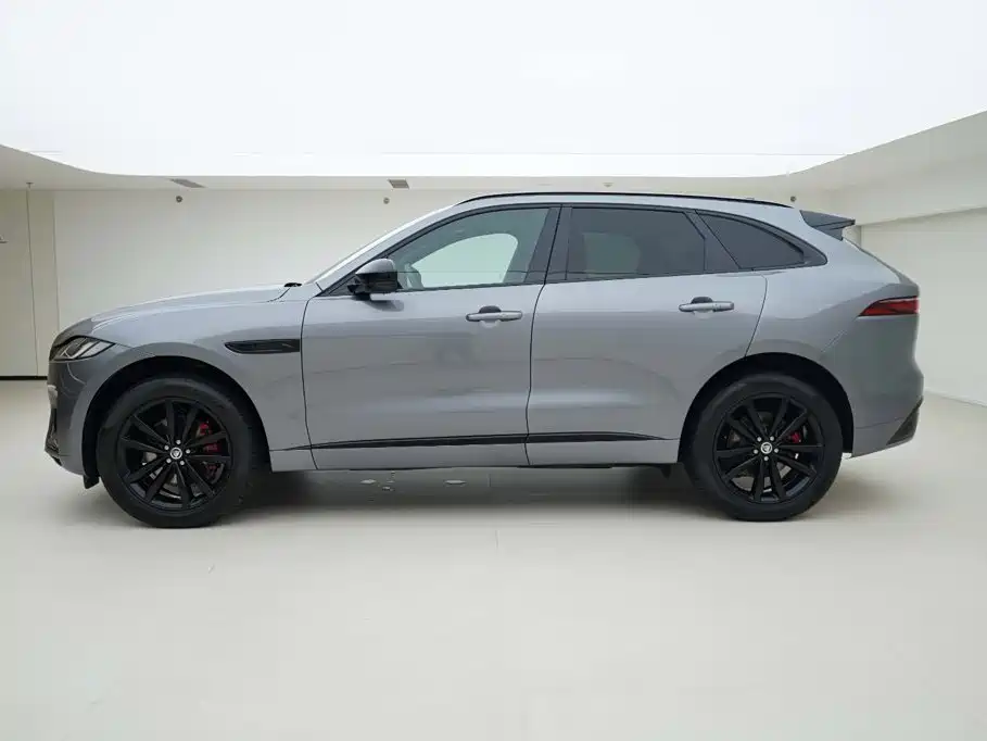 Jaguar F-PACE 2024 2024 P250 R-Dynamic SE