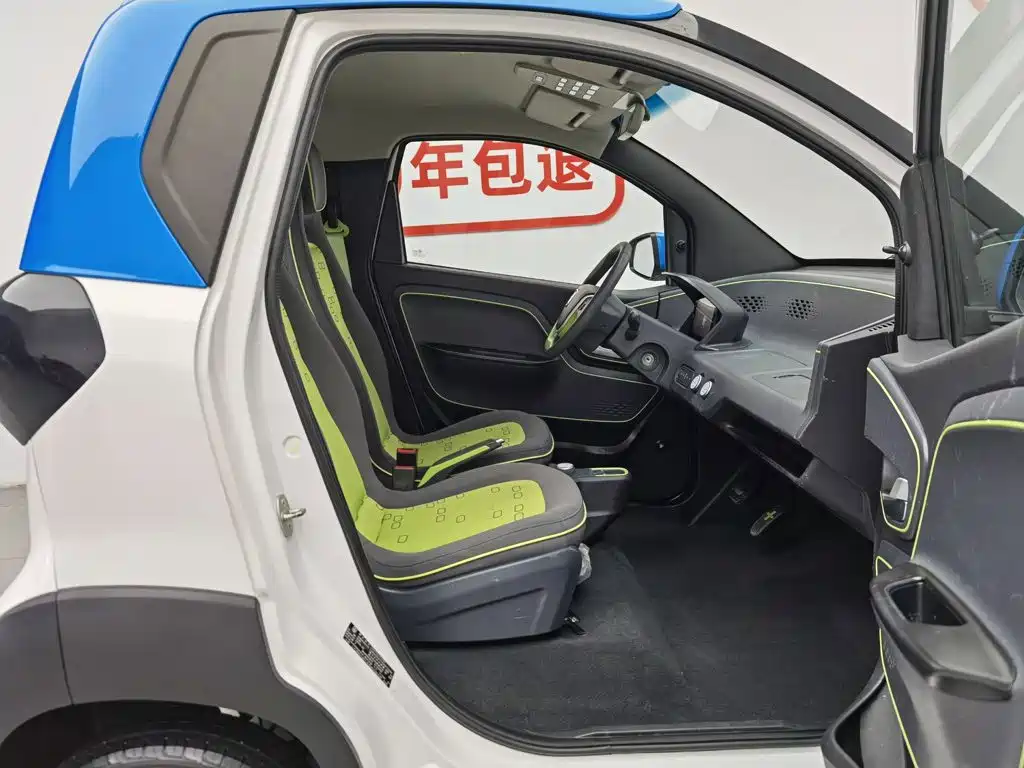 Baojun E100 2019 2019 250KM Smart Edition