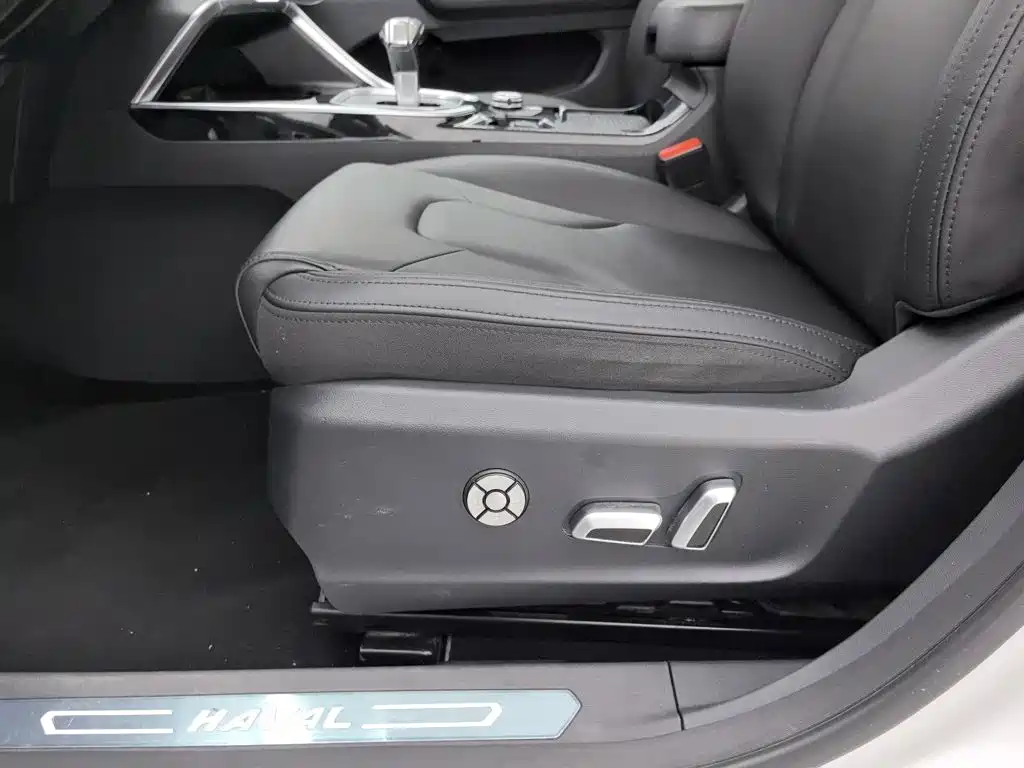 Photo 20 - Haval H6