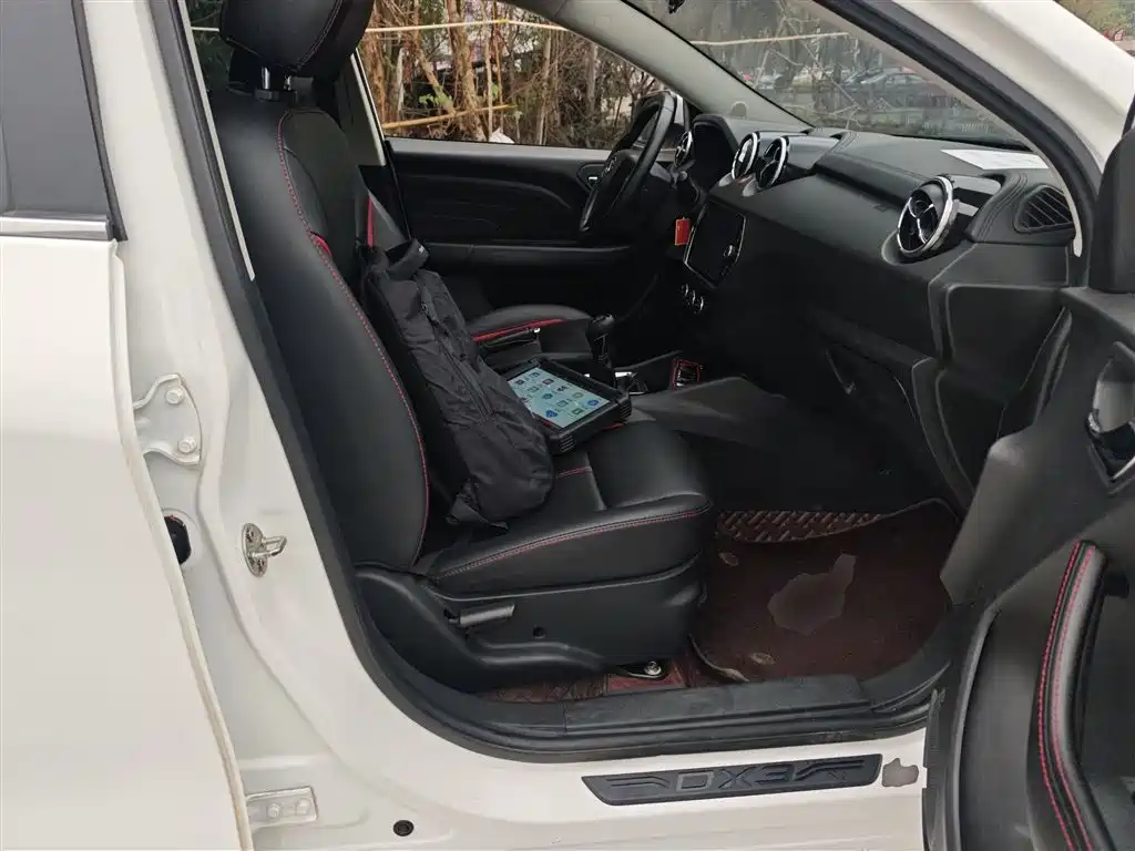 Soueast DX3 2017 2016 1.5L Manual Premium