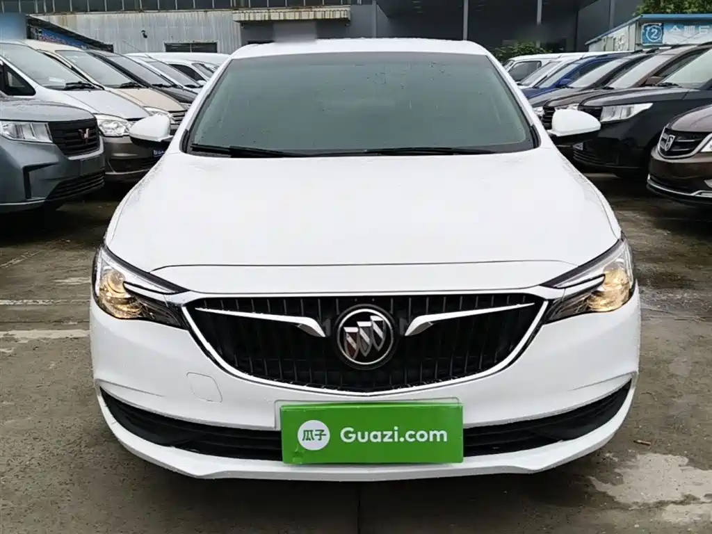 Buick Excelle 2018 15T DCT Progressive (China V) фото 3