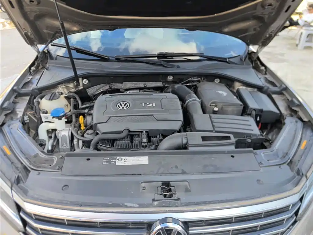 Volkswagen Passat 2017 330TSI DSG Prestige фото 20