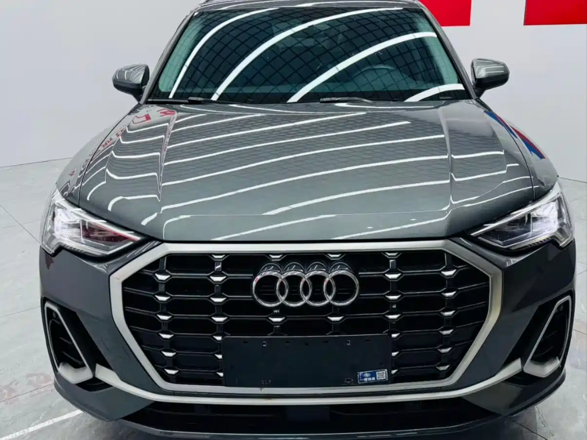 Audi Q3 2022 35 TFSI Fashion Dynamic фото 2