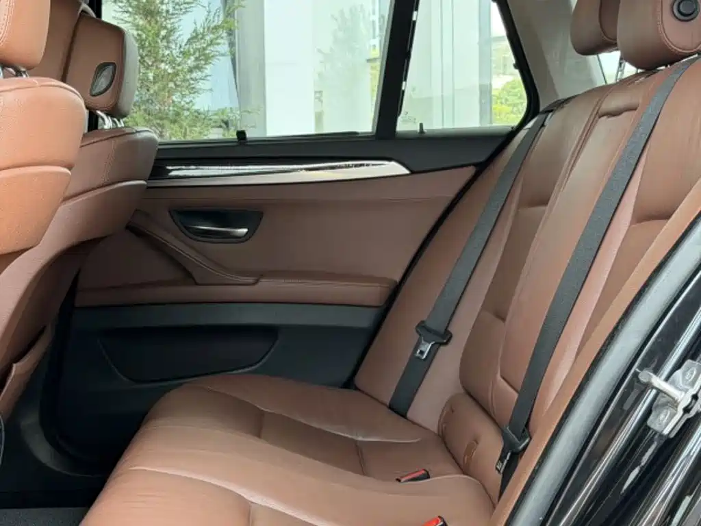 BMW 5 Series (Import) 2013 2012 530i Leading Touring Edition