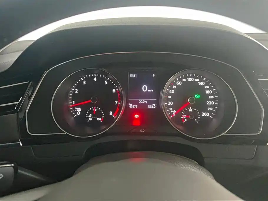 Volkswagen Magotan 2020 330TSI DSG Leading фото 14