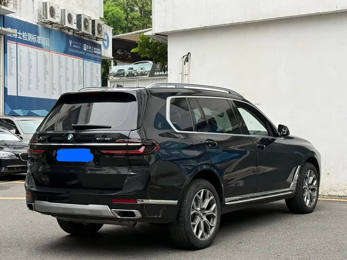 BMW X7 2023 xDrive40i Leading Luxury Package фото 8