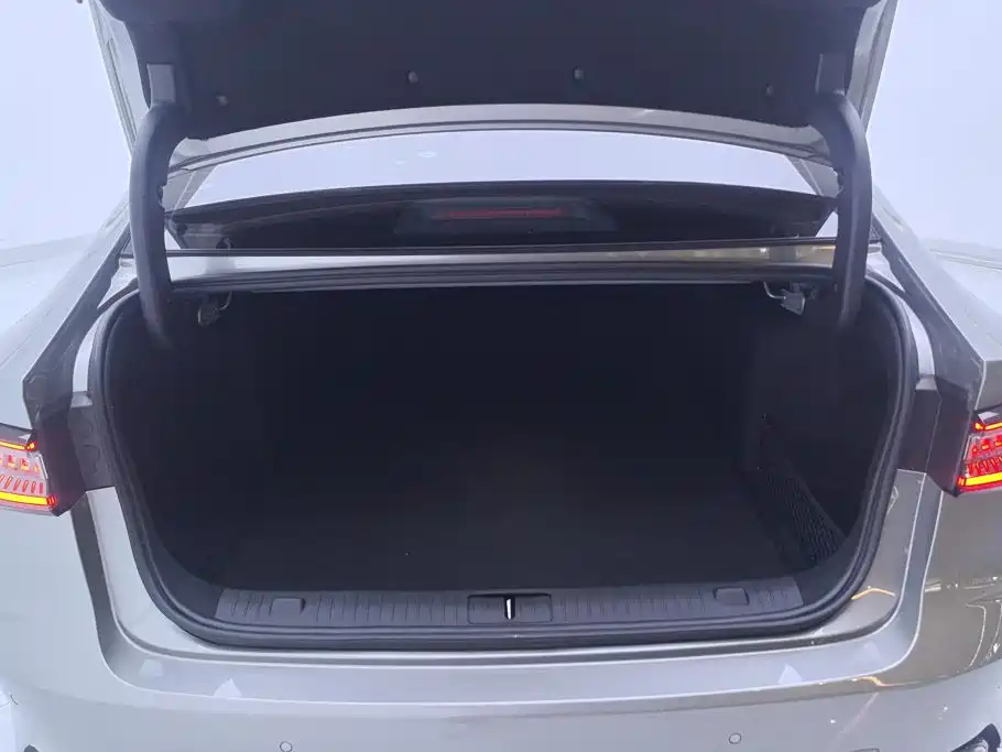 Chery Arrizo 8 2025 2025 Model 1.6T DCT Excellence Edition