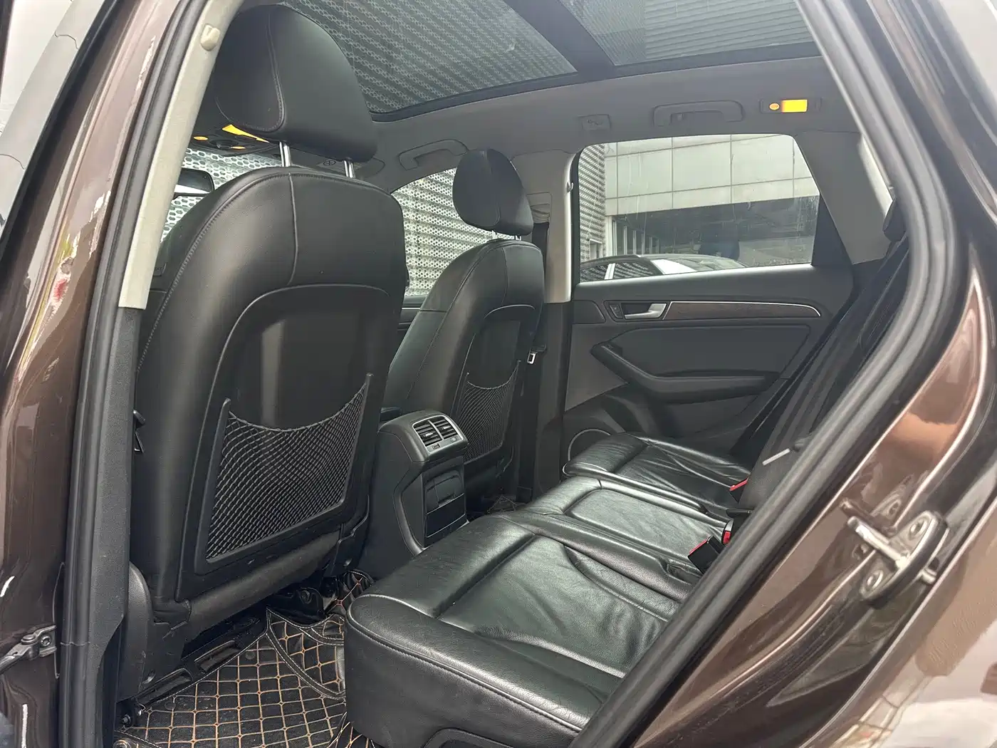 Фото 14 - Audi Q5