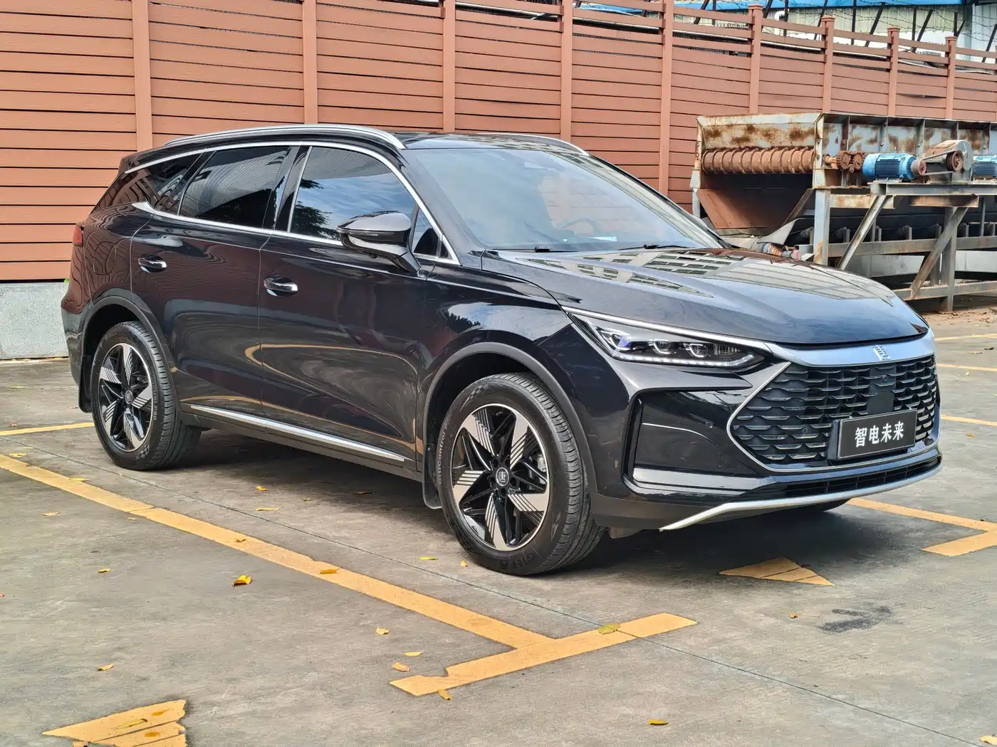 BYD Tang New Energy 2024 DM-i Honor Edition 112KM Premium фото 3