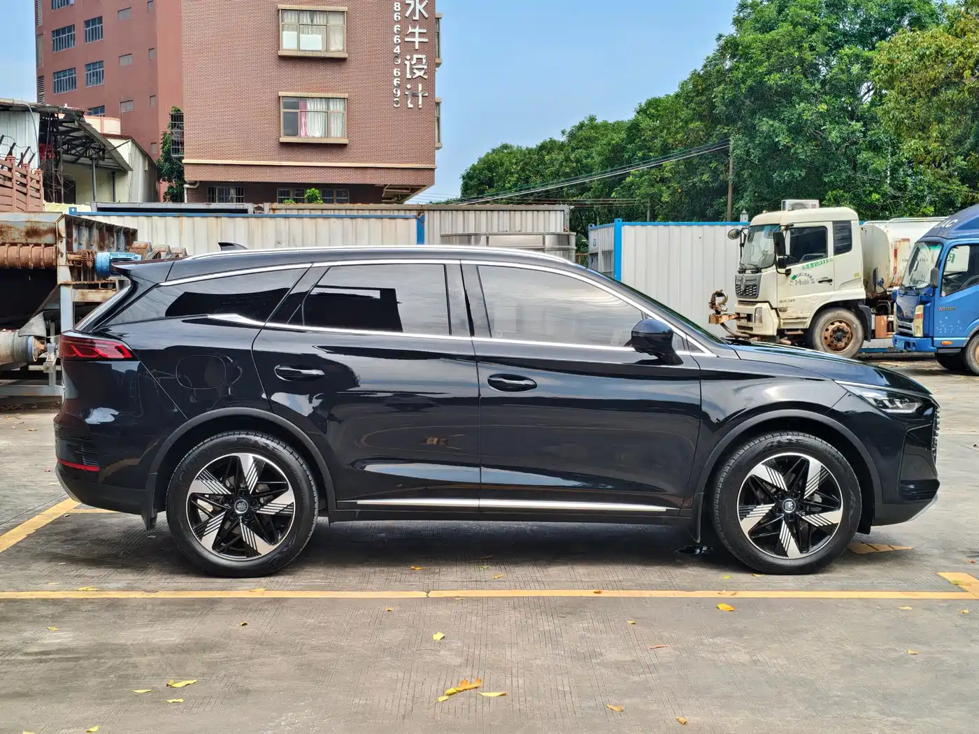 BYD Tang New Energy 2024 DM-i Honor Edition 112KM Premium фото 4
