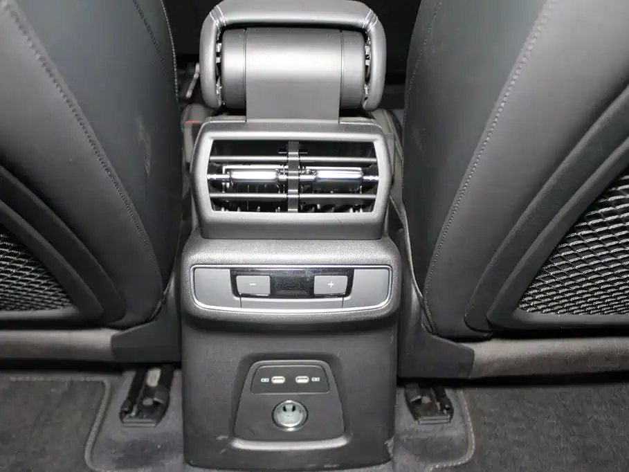 Audi Q4 e-tron 2025 2024 40 e-tron Creation Edition