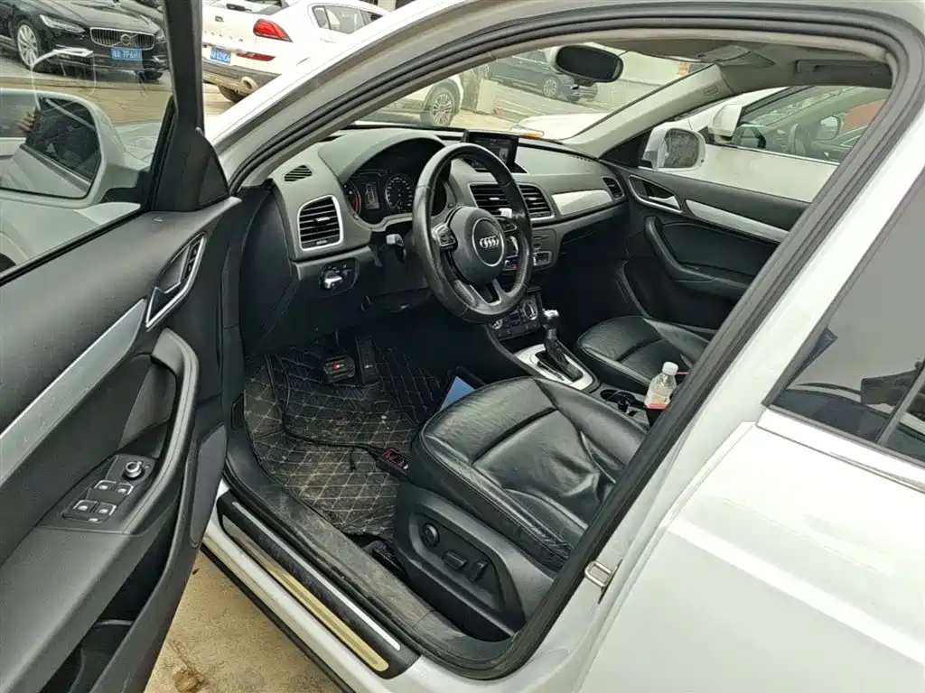 Audi Q3 2015 35 TFSI Millionth Anniversary Comfort фото 16
