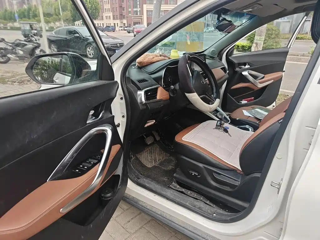 Baojun 510 2018 2017 1.5L Auto Luxury