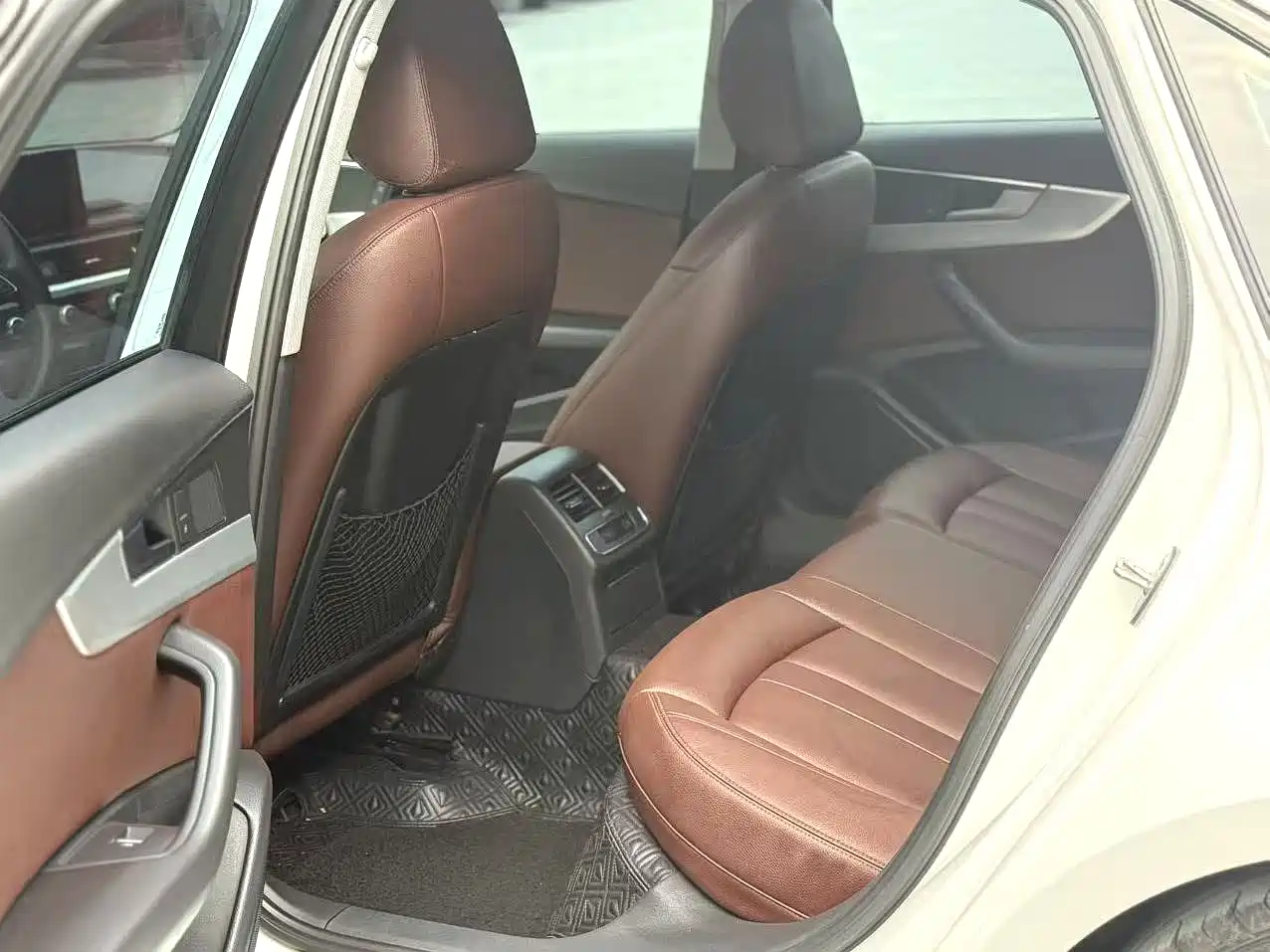 Audi A4L 2019 40 TFSI Progressive (China VI) фото 8