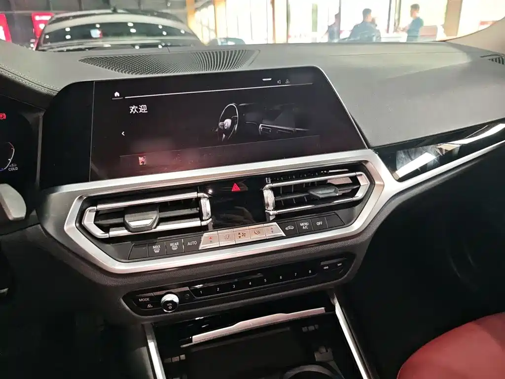 BMW 3 Series 2021 320Li M Sport Package фото 17