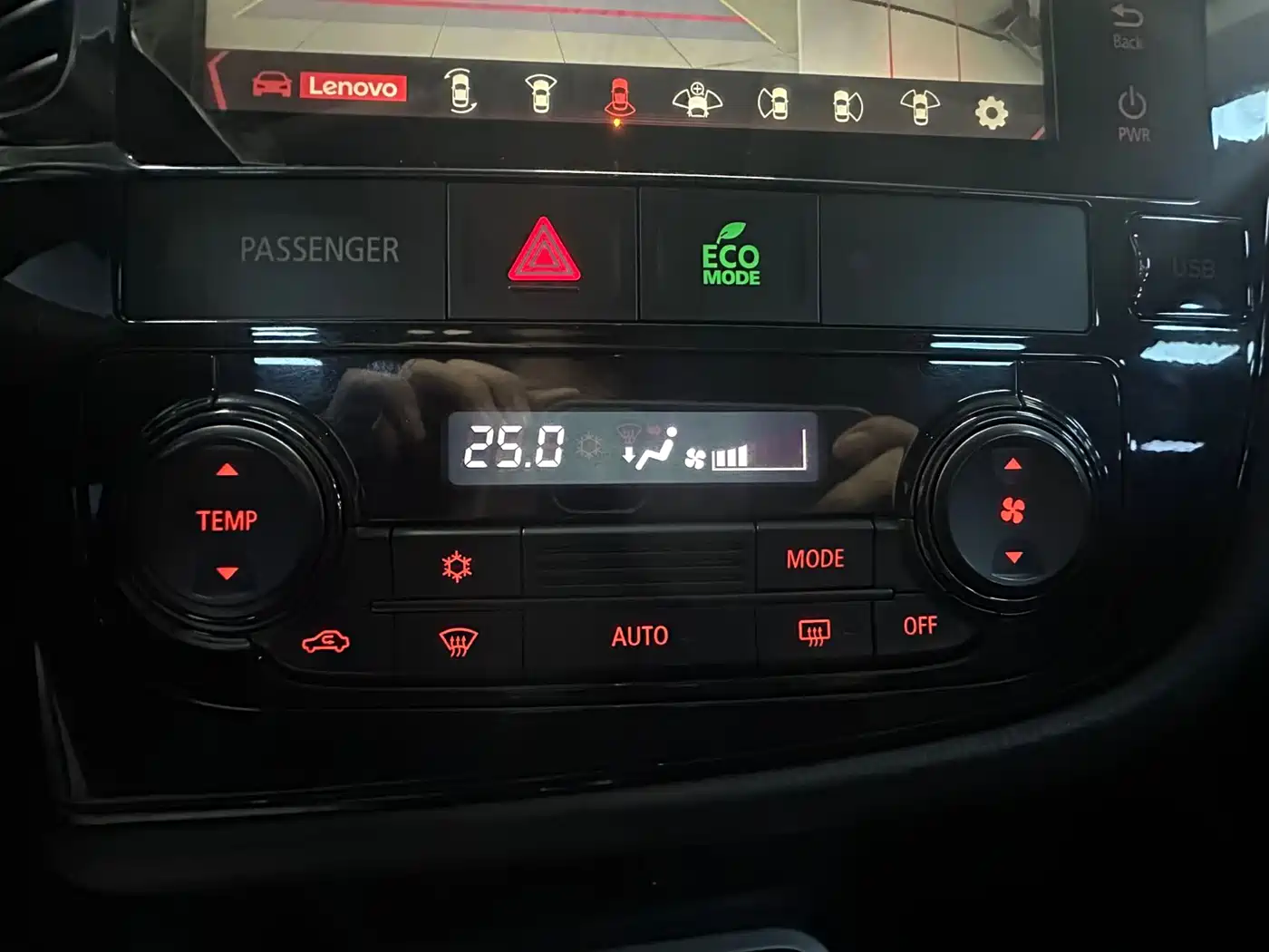 Mitsubishi Outlander 2021 2.0L 2WD Smooth Ride Version 5-Seater фото 21