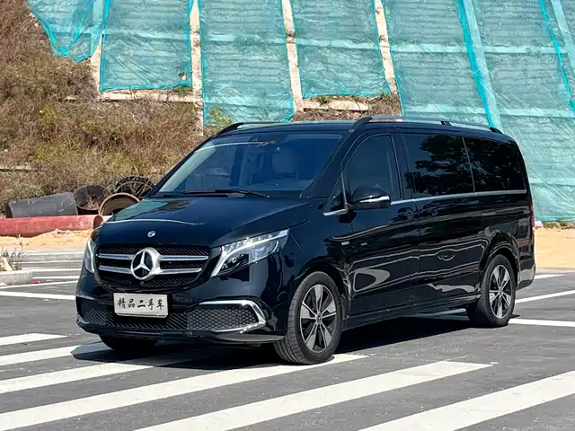 Mercedes-Benz V V 260, Премиум