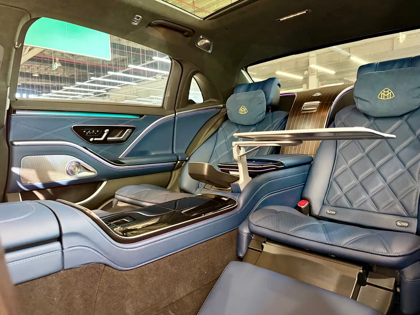 Mercedes-Benz Maybach S-Class 2022 S 680 4MATIC Craftsmanship Limited Launch Edition фото 43
