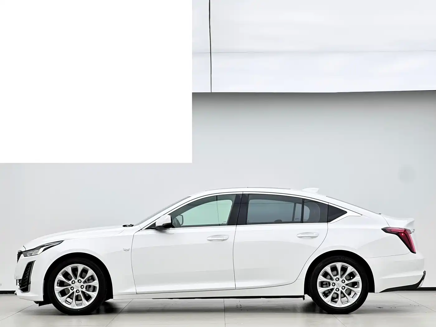Cadillac CT5 2021 Facelift 28T Luxury Edition фото 3