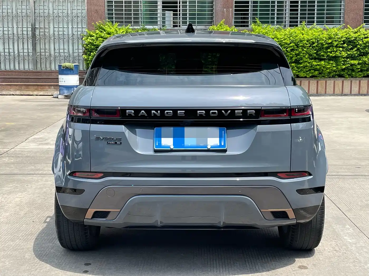 Land Rover Range Rover Evoque 2020 249PS R-DYNAMIC SE Sport Tech Edition фото 5