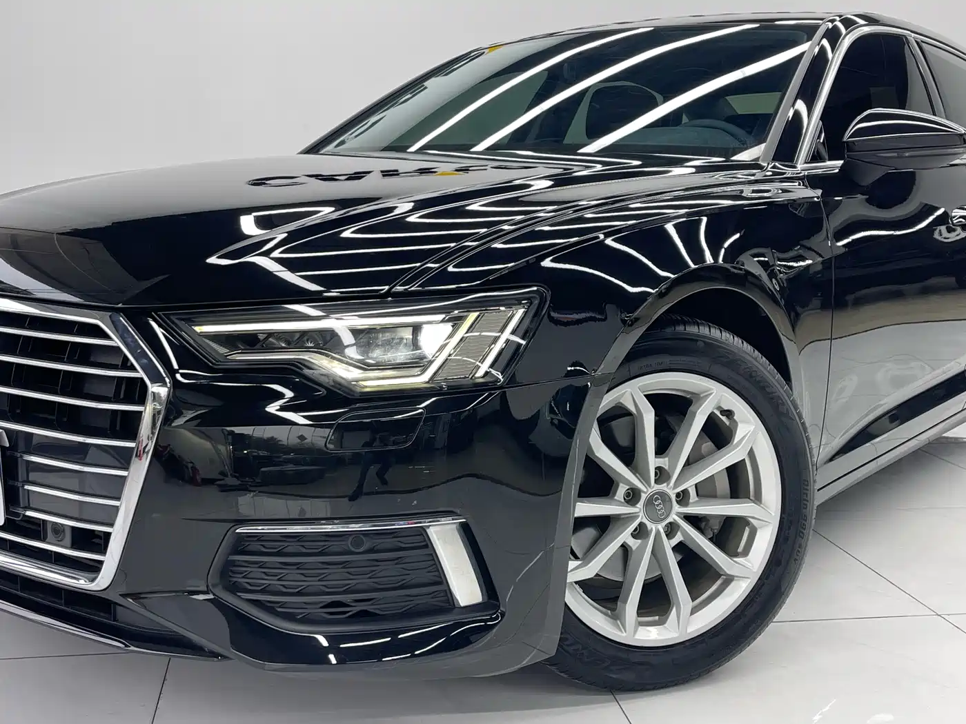 Audi A6L 2019 40 TFSI Luxury Elegance фото 25